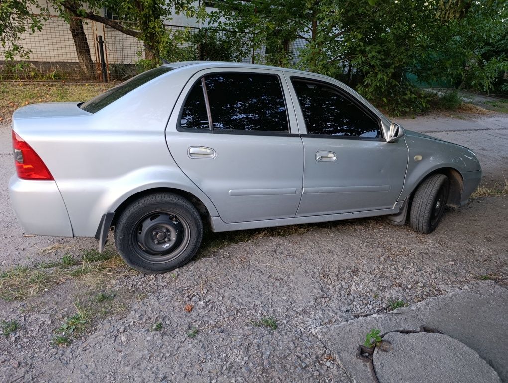 Продам дуже економне авто Geely CK-1