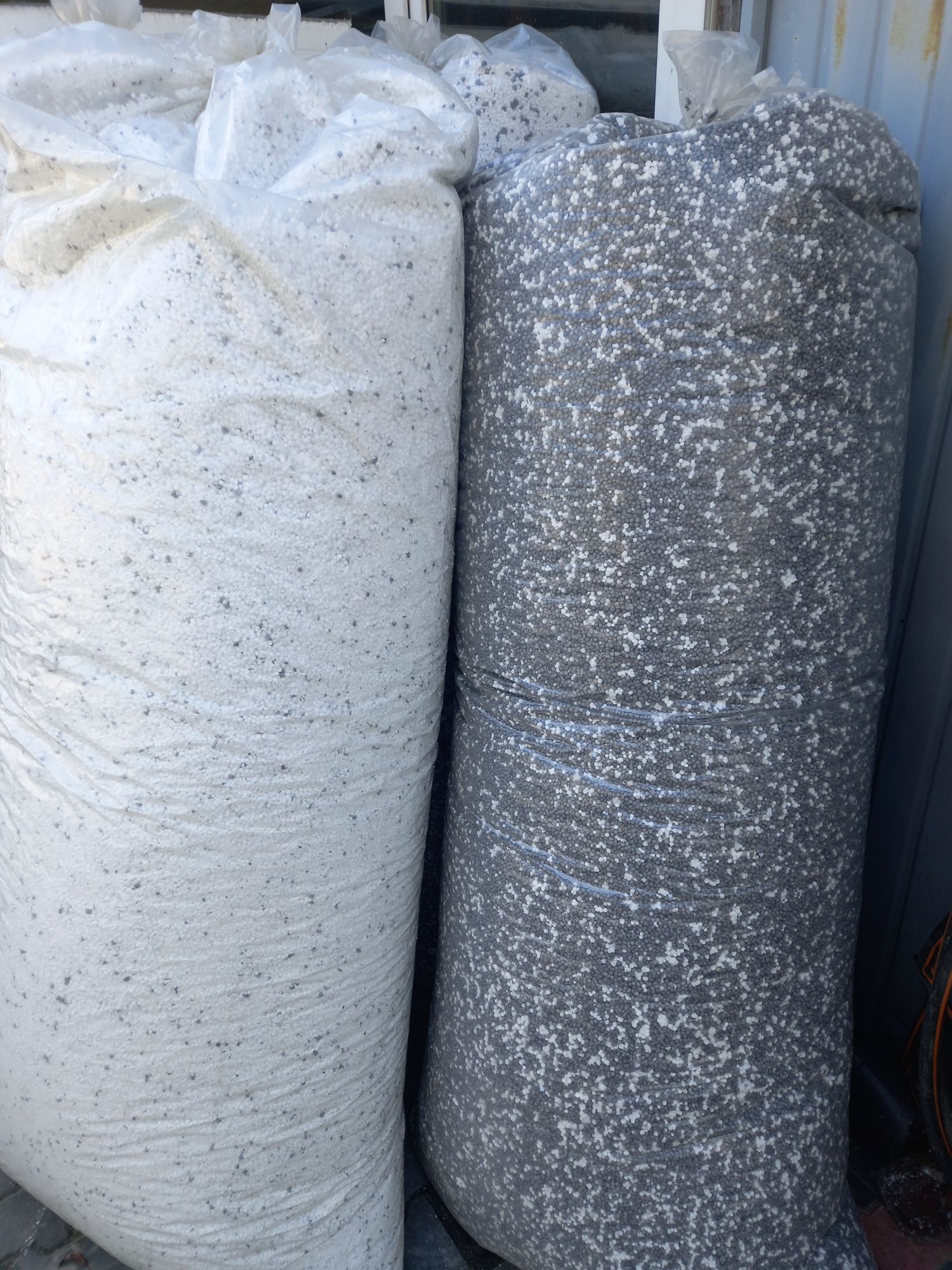 Granulat regranulat styropian styrobeton
