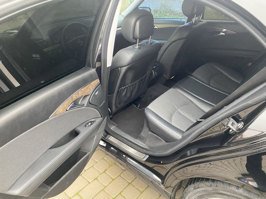 Продам Мерседес 211