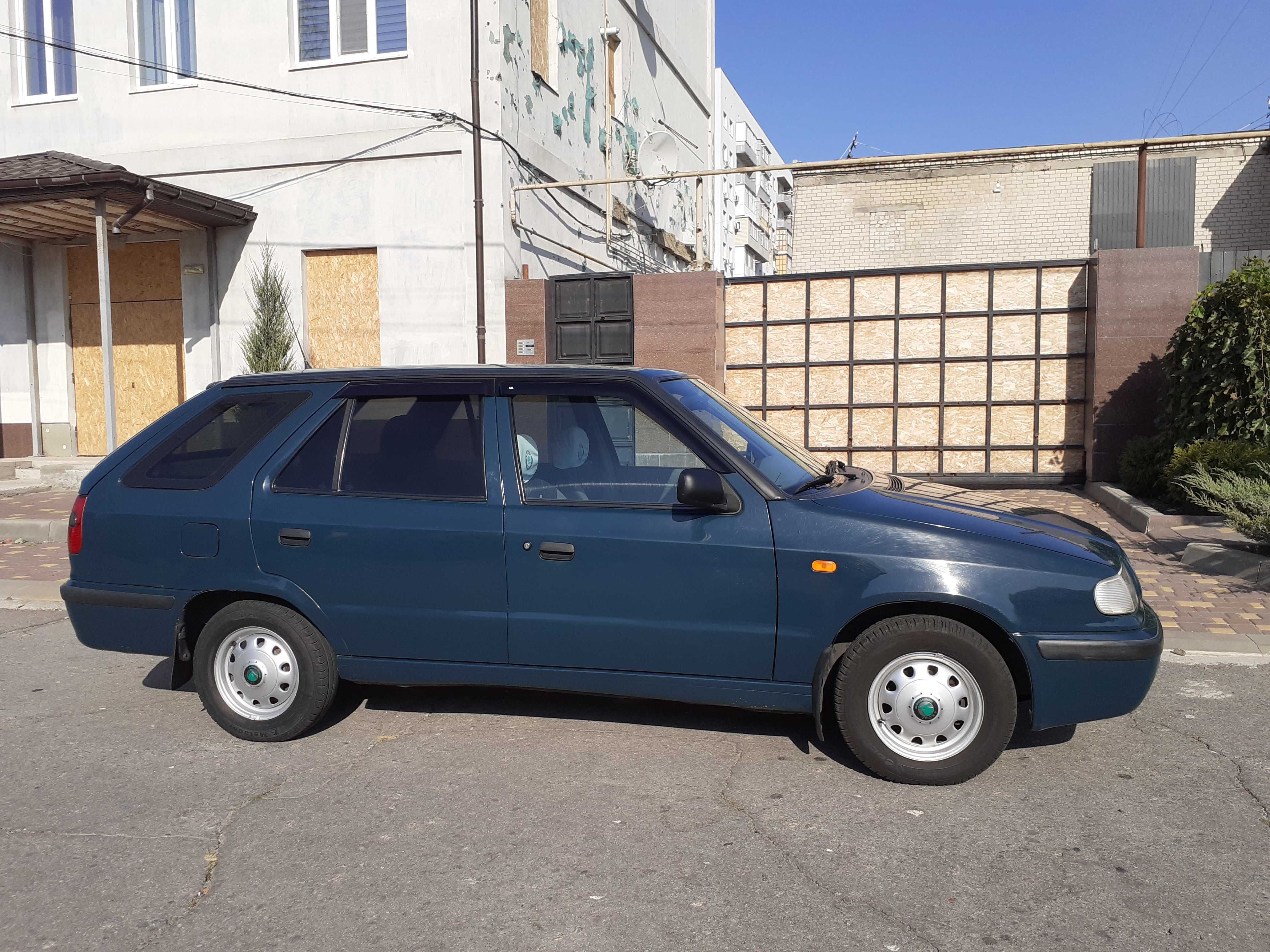 SKODA Felicia 1.3 бензин 1999 г\в универсал .