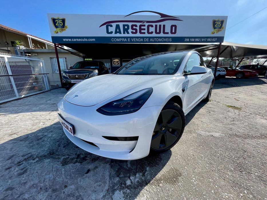 Tesla Model 3 Tração Traseira