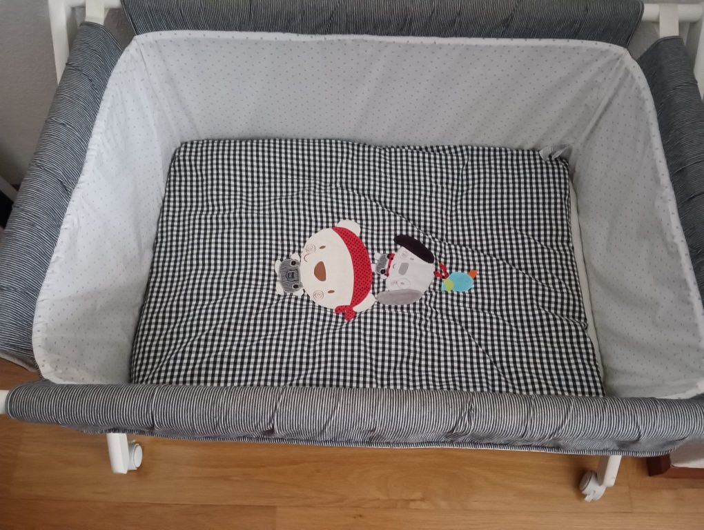 Berço recém nascido