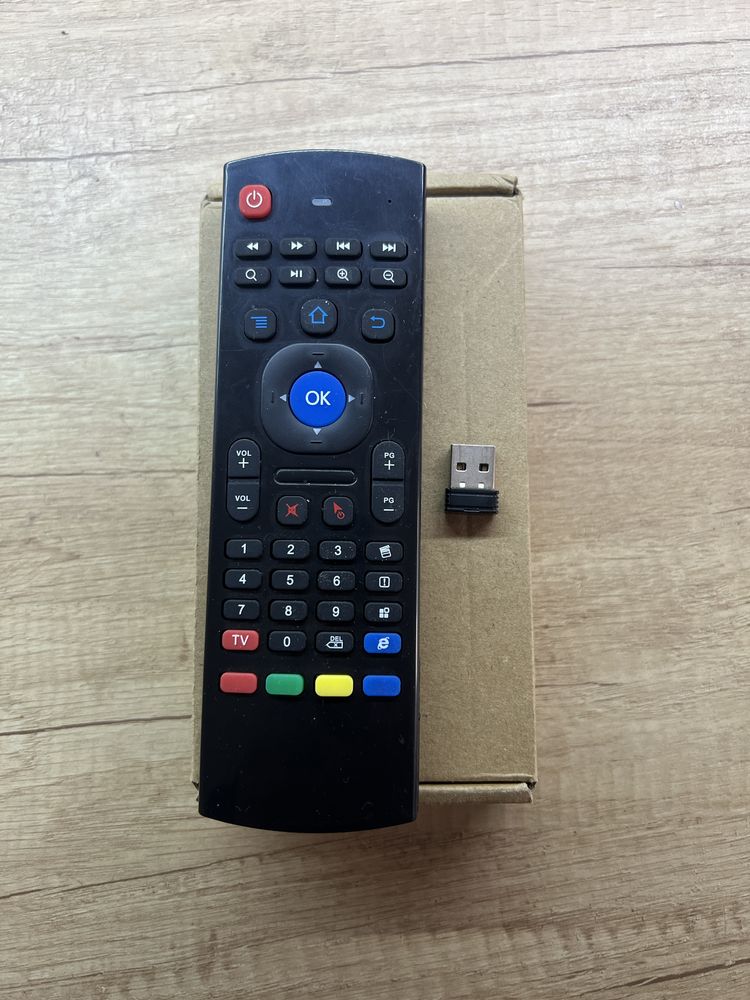 Гироскопічний пульт для компютера /Smart TV з клавіатурою