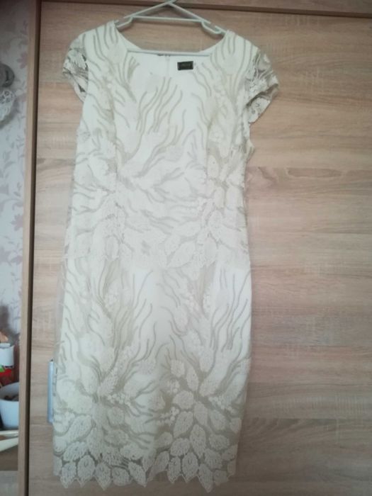 Suknia okolicznościowa