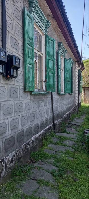 Продам півбудинку в Крюкові