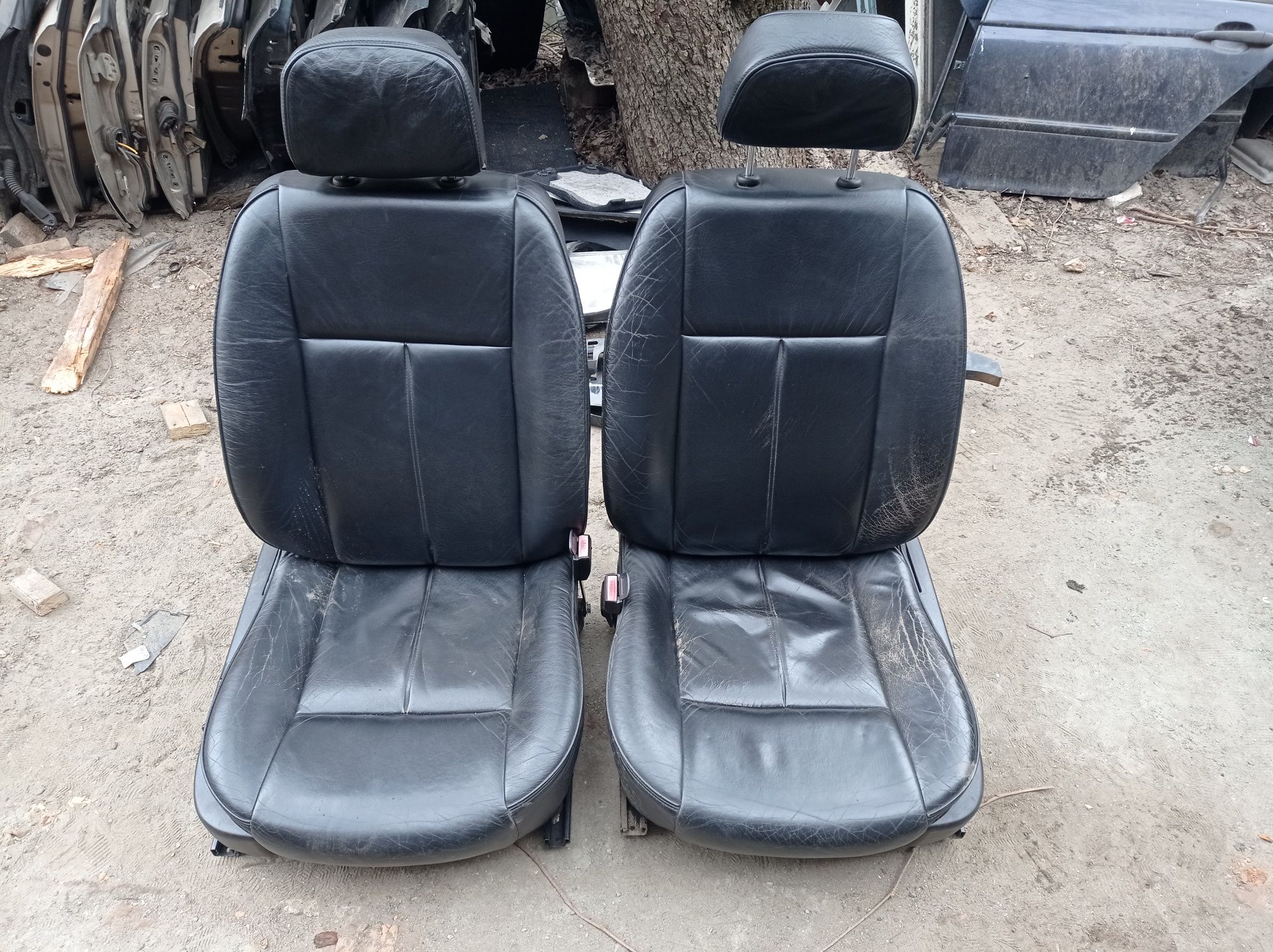 Салон сидіння шкіра Peugeot 607 комплект