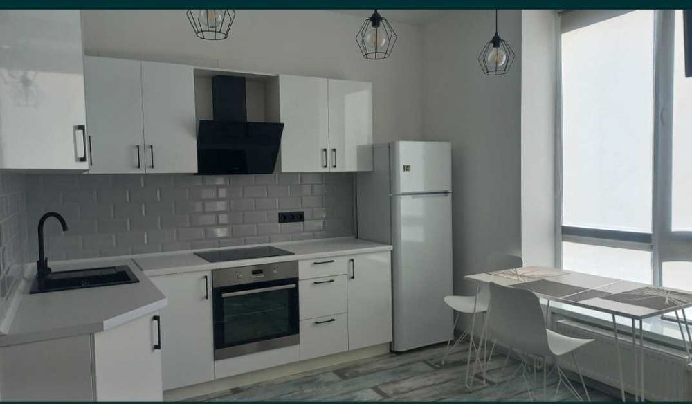 1комн квартира возле ТРЦ "Ривьера"