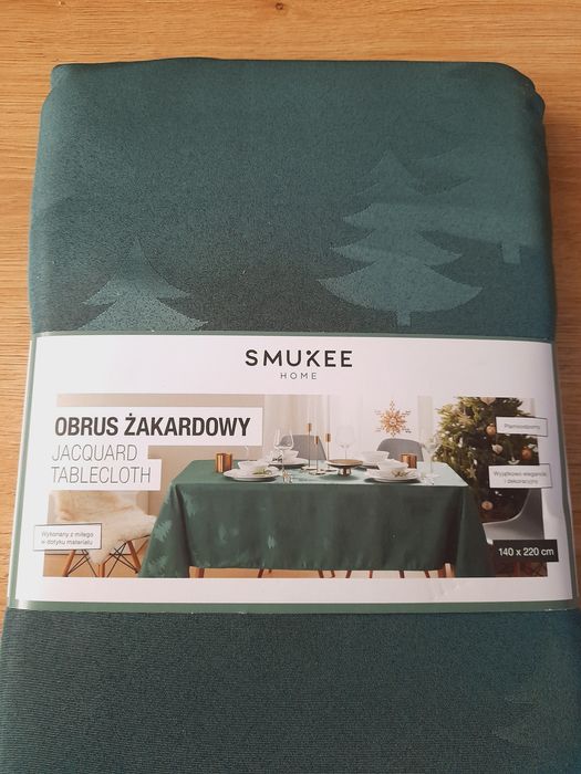 Nowy duży obrus żakardowy świąteczny Smukee 140x220
