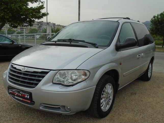 Chrysler Voyager 2,5 CRDI 2008 г.в., последний выпуск, + запчасти