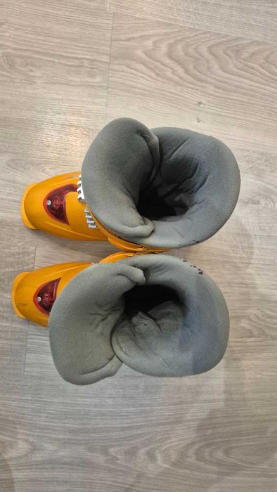 Narty z butami 120cm Rossignol + buty 23cm Tecnica dla dziecka