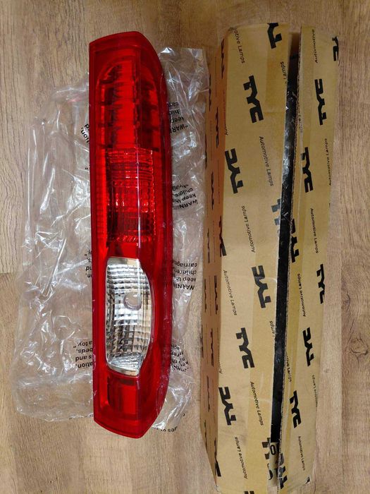 Фонарь задний правый TYC 11-12383-01-2 Nissan/Renault/Opel