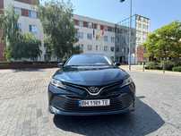 Toyota Camry 70 гібрид