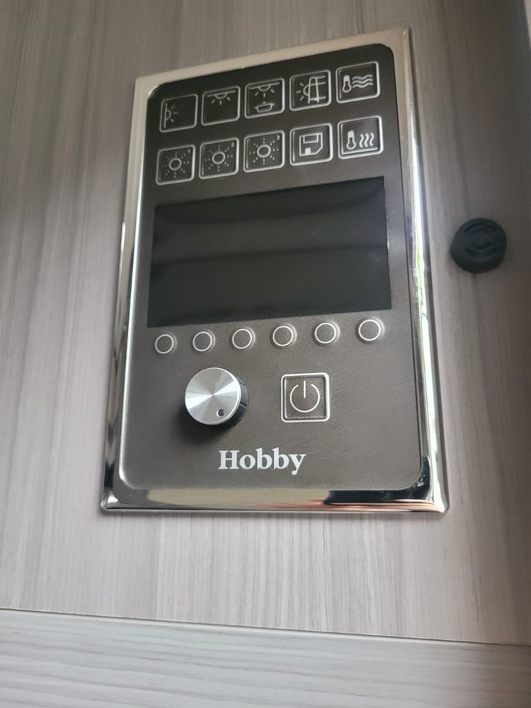 Sprzedam przyczepę Hobby 2022 r