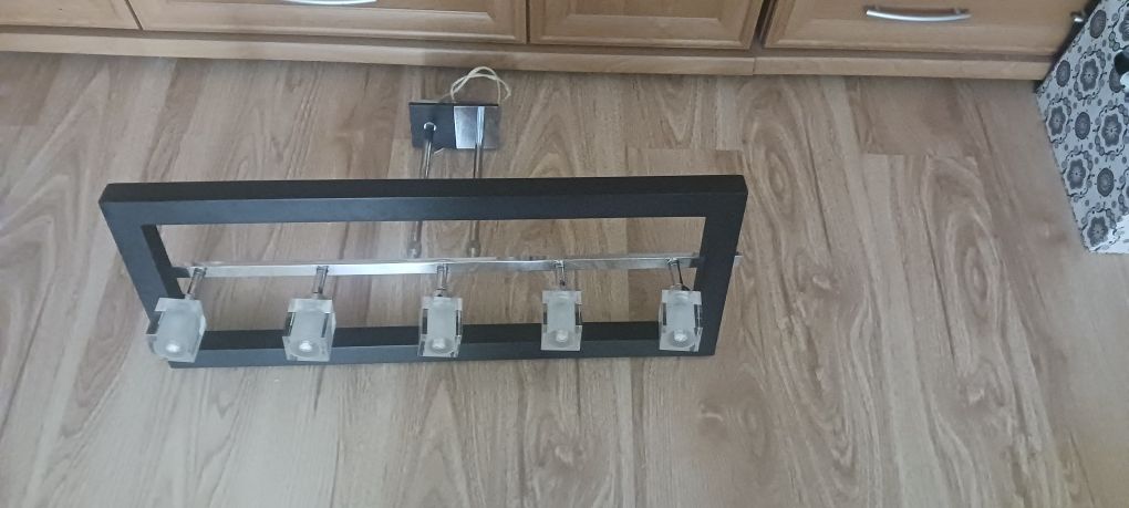 Lampa sufitowa pięć żarówek