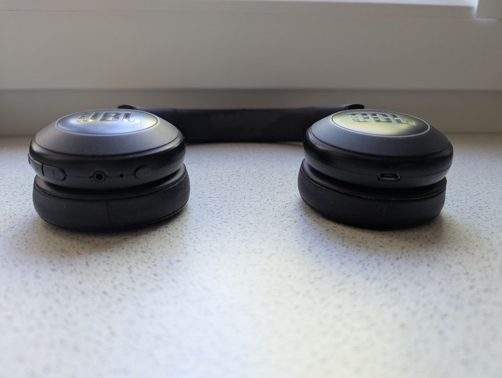 JBL C45 BT to bezprzewodowe słuchawki nauszne bluetooth