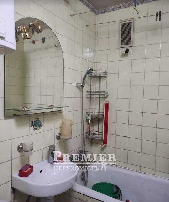 Продам 2-х ком квартиру в Приморском районе.