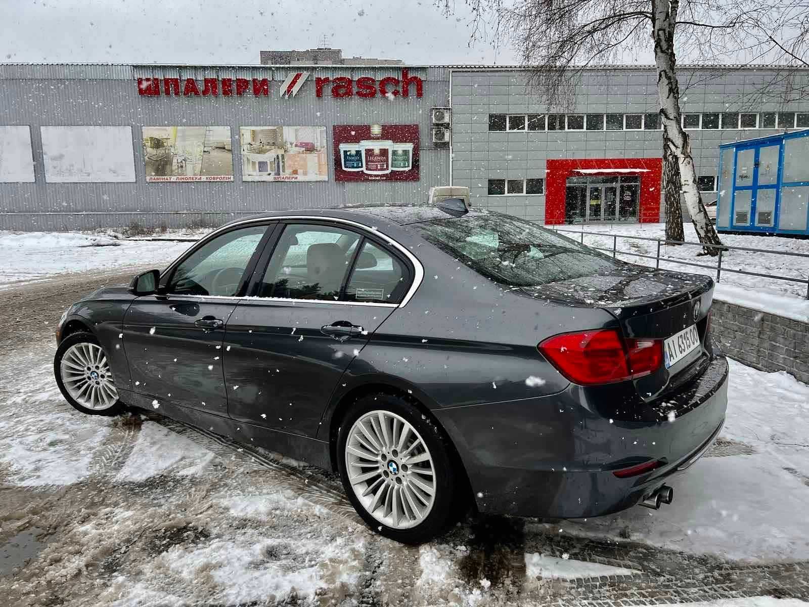 BMW 328 luxury 2013