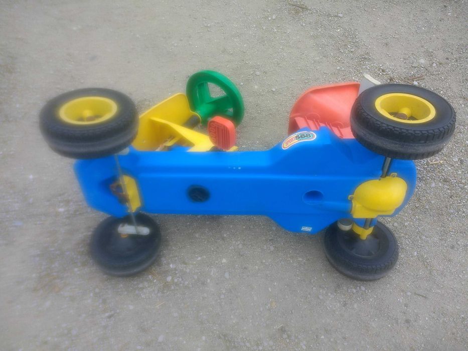 Carro a pedais (portes grátis com entrega por transportadora em 24H)