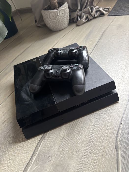 PS4 Fat 500gb dwa pady