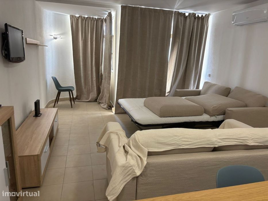 Renewed one bedroom apartment in Olhos de Água