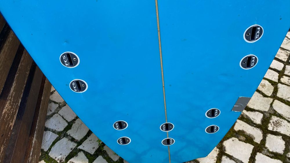 prancha de surf 5'11 em bom estado