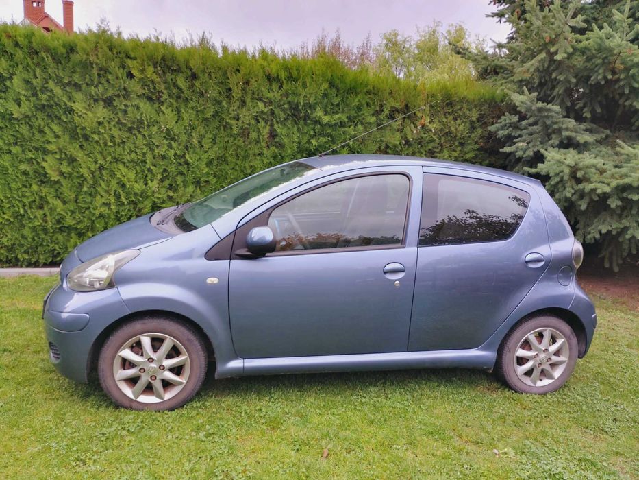 Toyota AYGO 1,0  świeżo po wymianie sprzęgła 2008 r