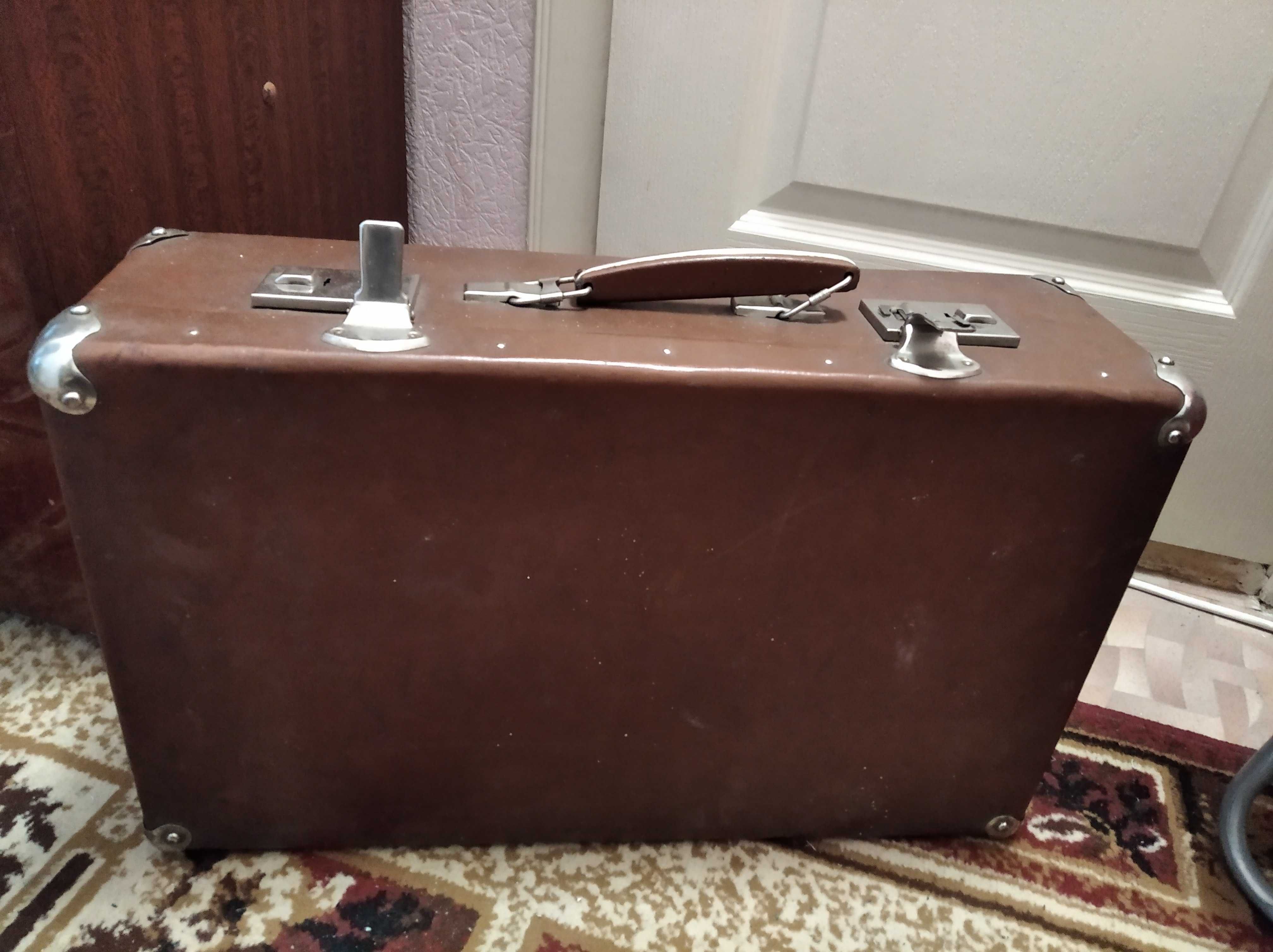 Винтажный старинный ретро чемодан вализа СССР раритет коричневый