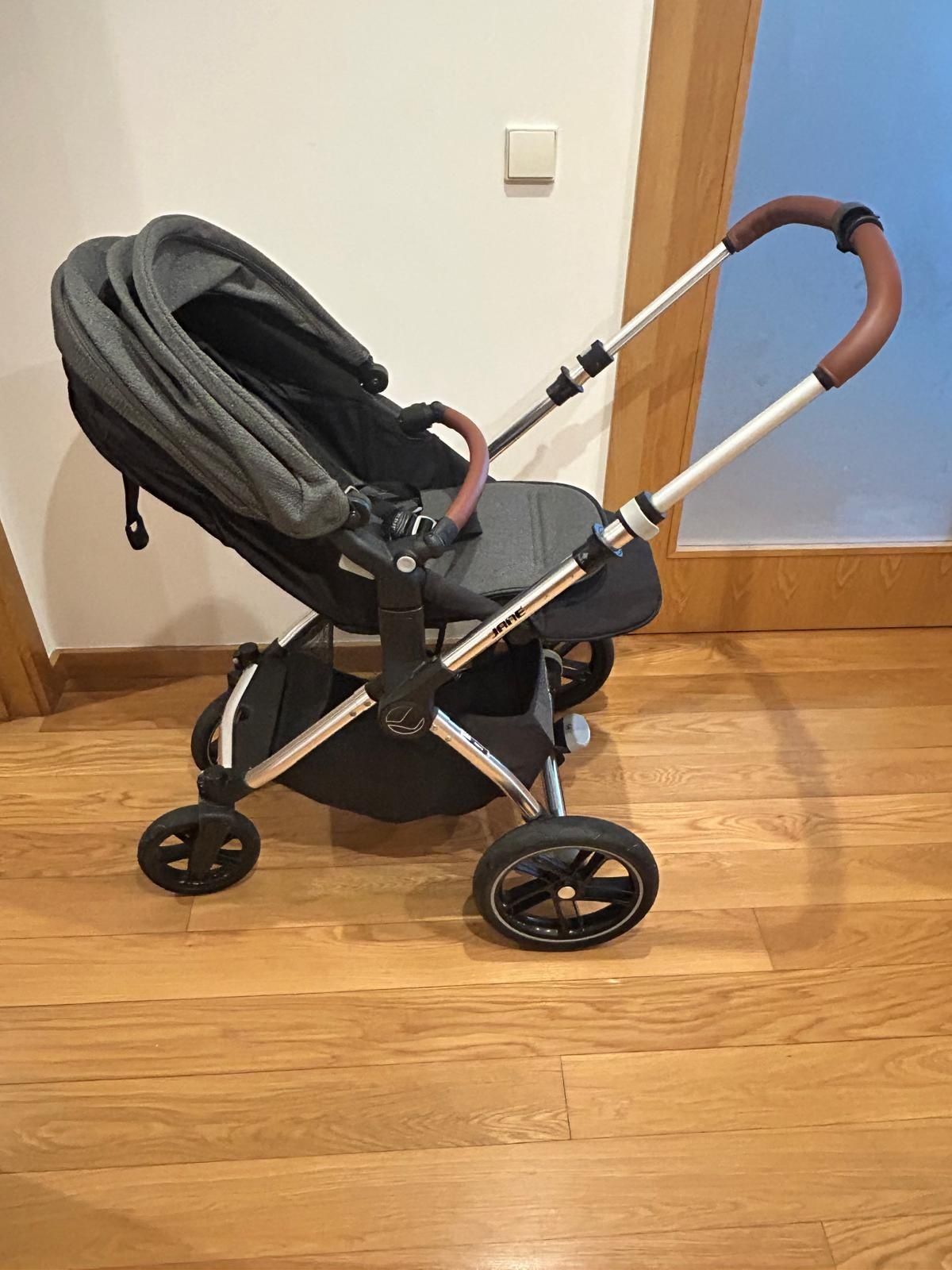 Carrinho de bebé Jané Kawaii, ovo Joie i-level e base isofix