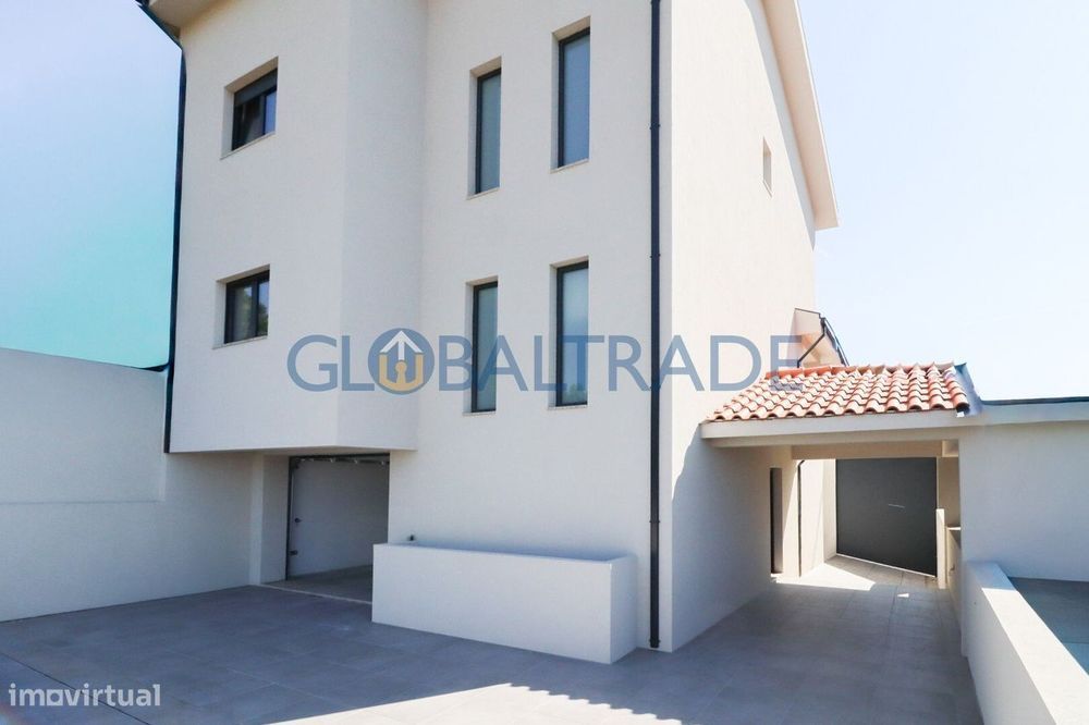 Moradia T3 Nova em Fânzeres