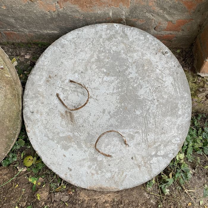 Бетонні кришки для каналізацій, септиків