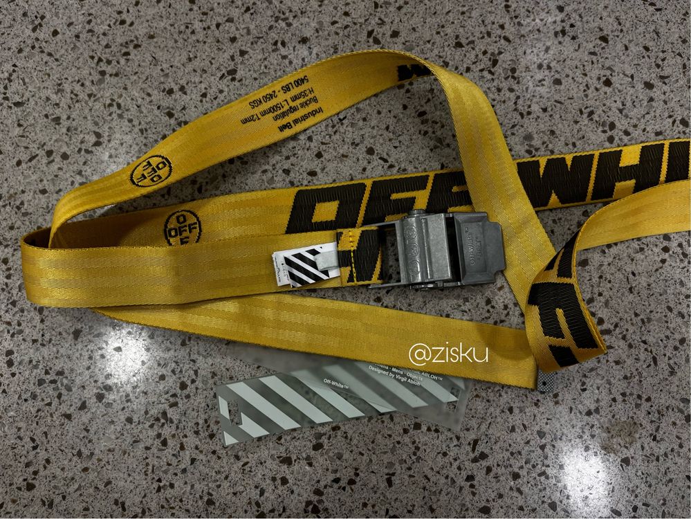 Off-white Industrial belt