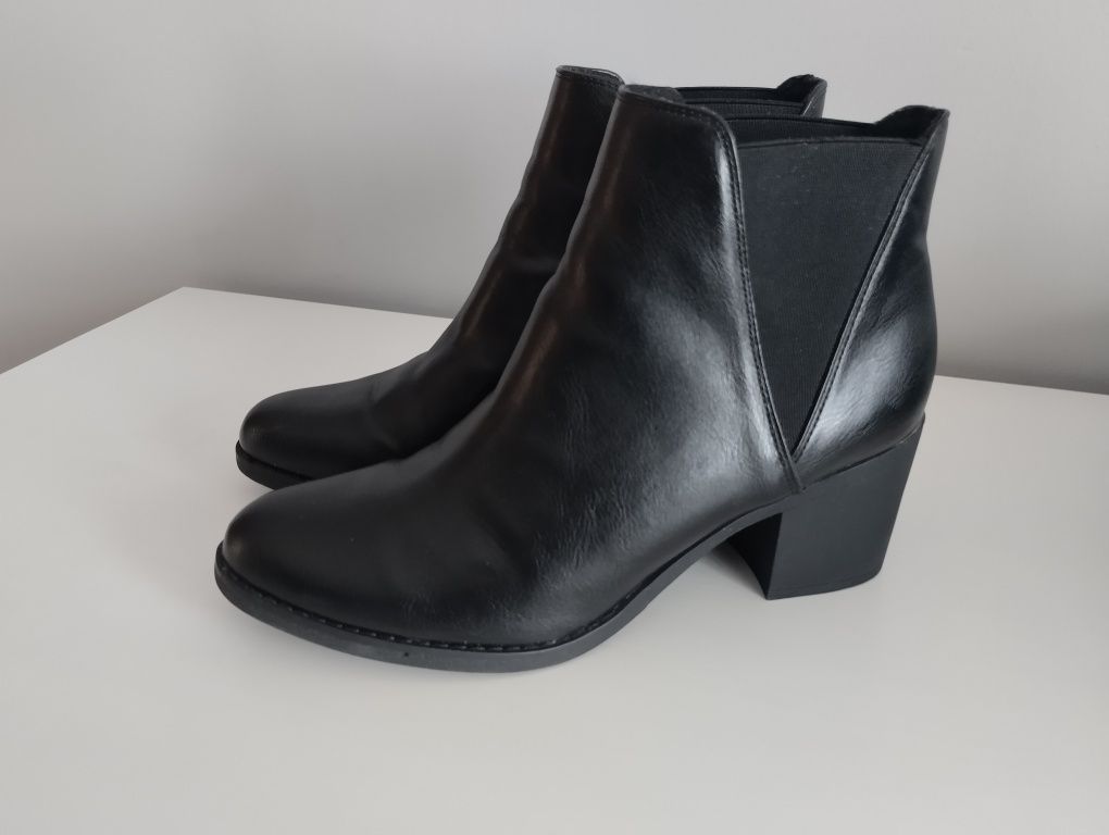 Nowe botki buty damskie 41 czarne eleganckie słupek