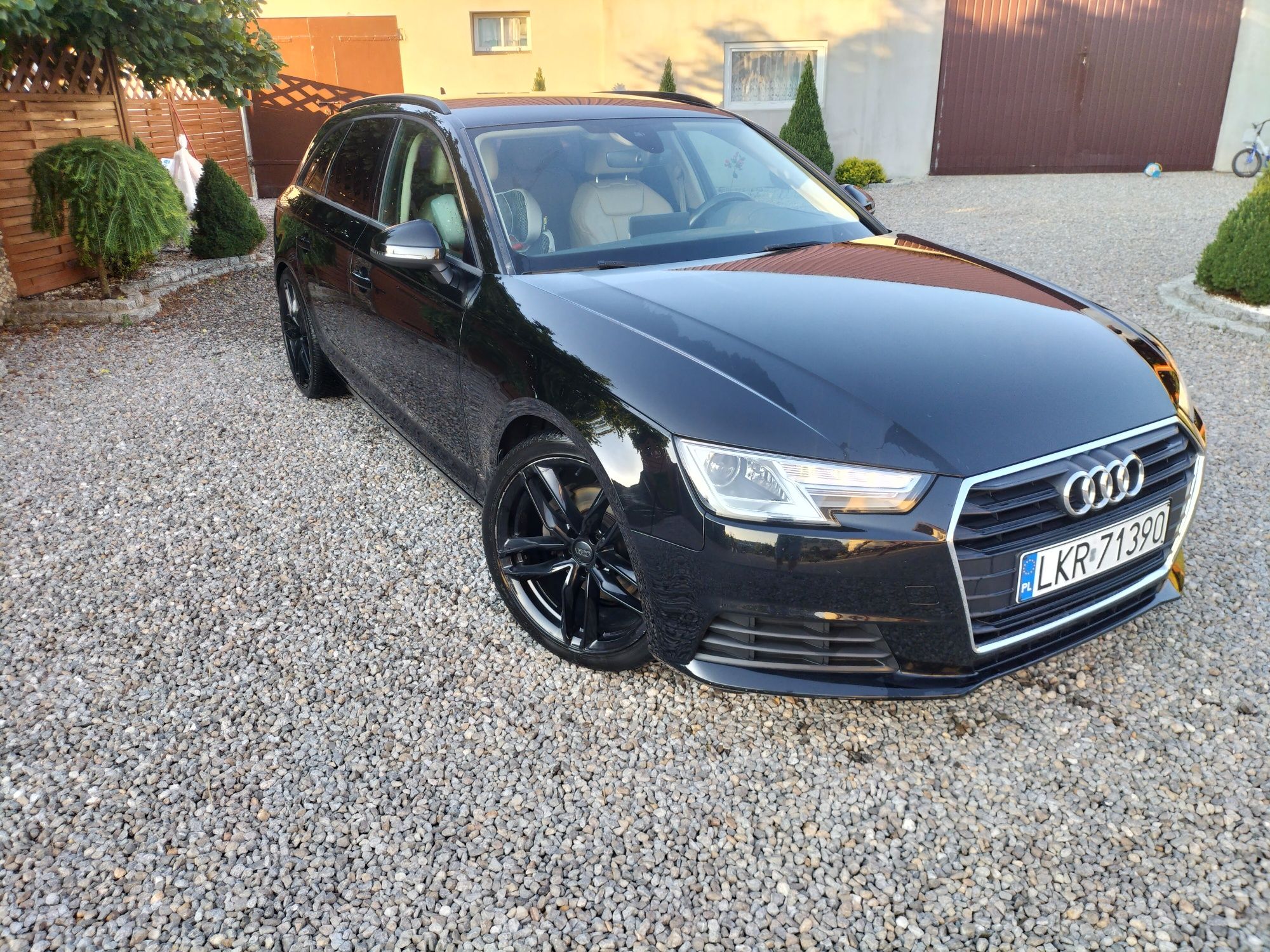 Audi A4 B9 2.0Tdi 150KM 2016r PRYWATNE