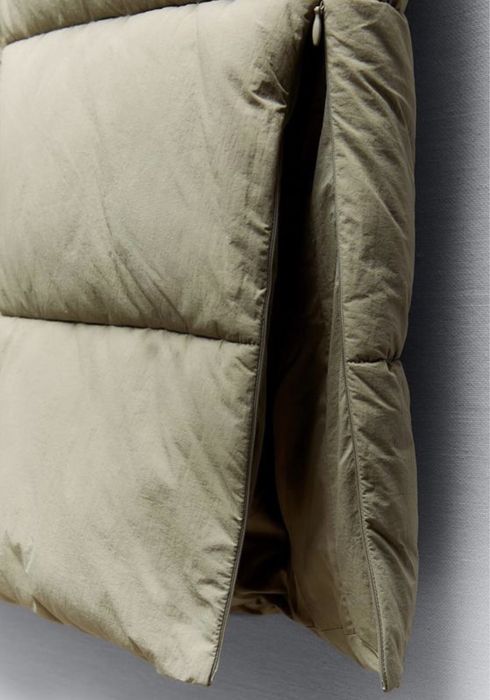 Шикарний пуфер від ZARA! Новий!