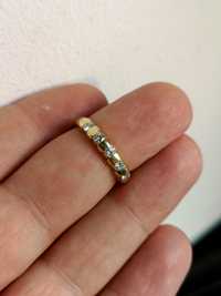 śliczny złoty pierścionek, obrączka z brylantami złoto próby 585 14K