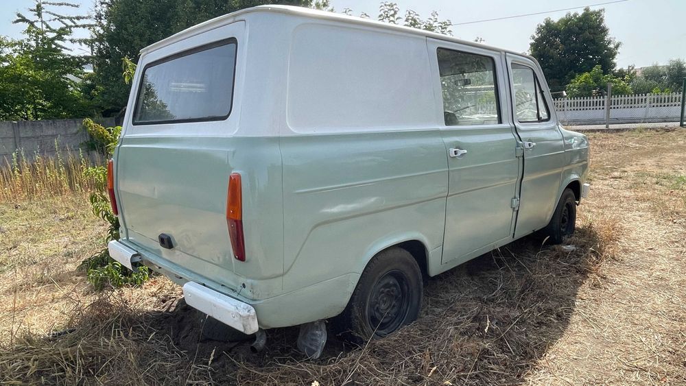 Ford Transit para restauro