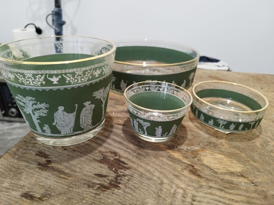 Zestaw szklanych naczyń Hellenic Green Jeannette, nowy w pudełku 1988r