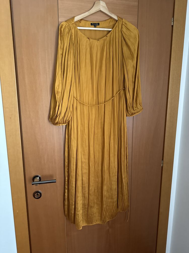 Vestido Dourado Massimo Dutti