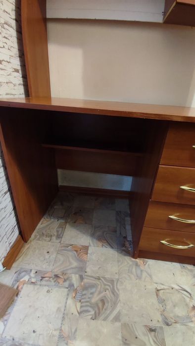 Компьютерный стол, для учебы, с выдвижными ящиками