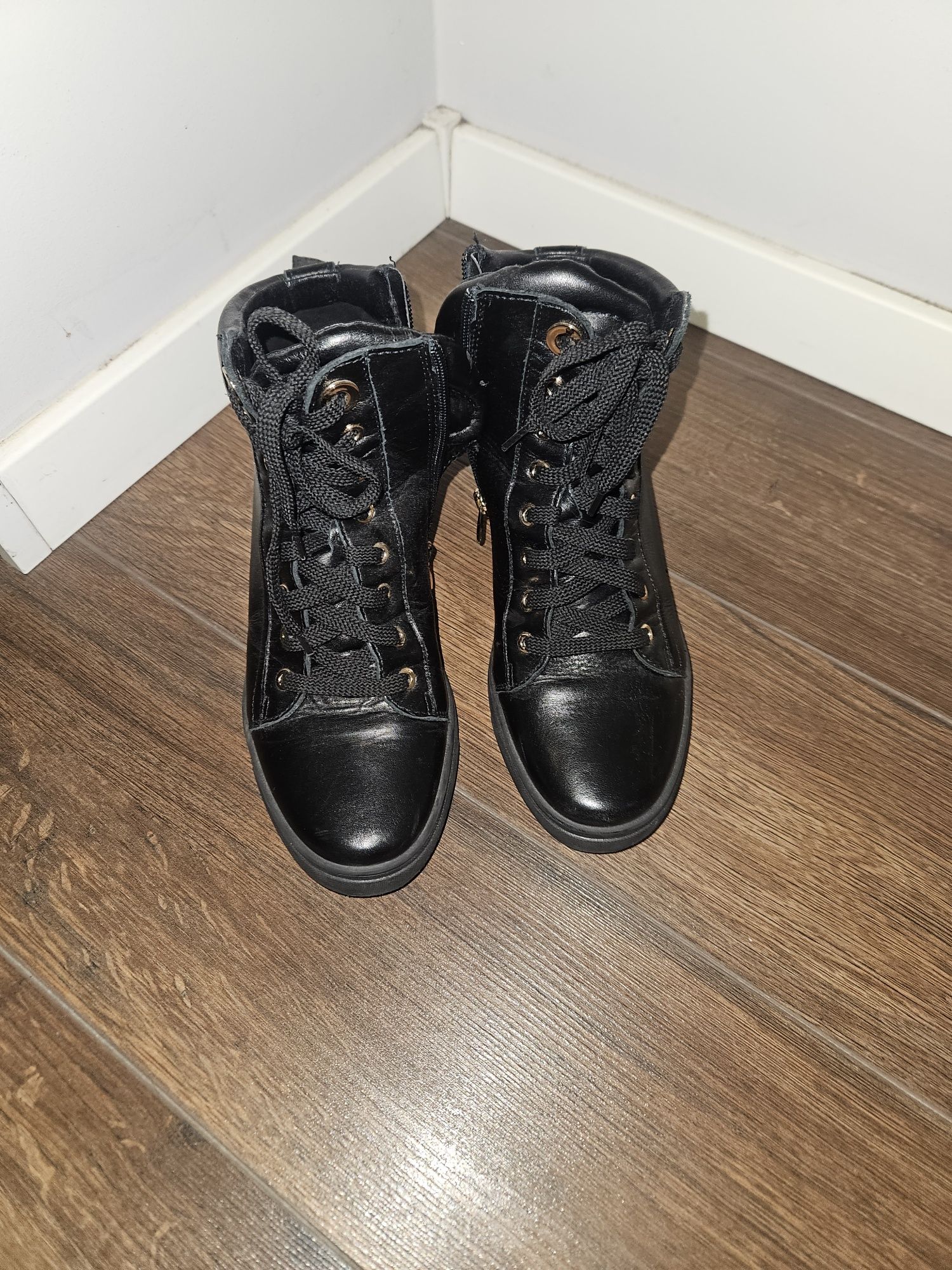 Buty Badura 37 sneakersy