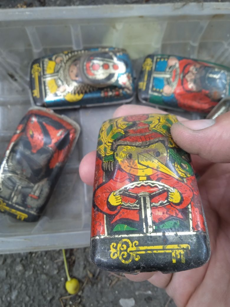 Детские игрушки машины