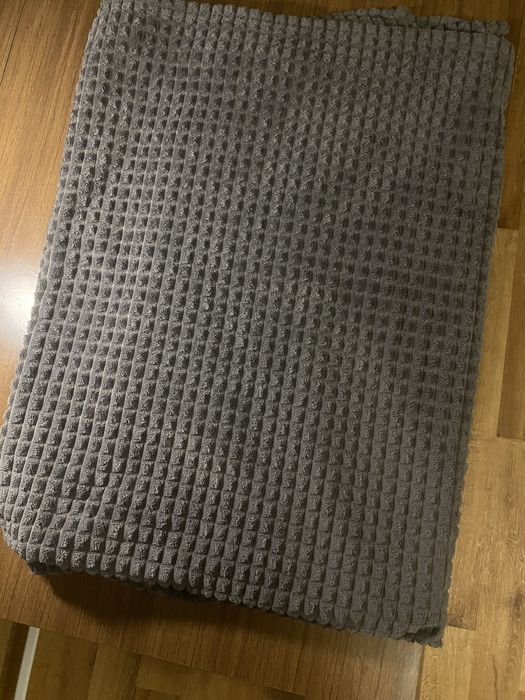 Продам плед-покривало сірого кольору/покривало/ковдра