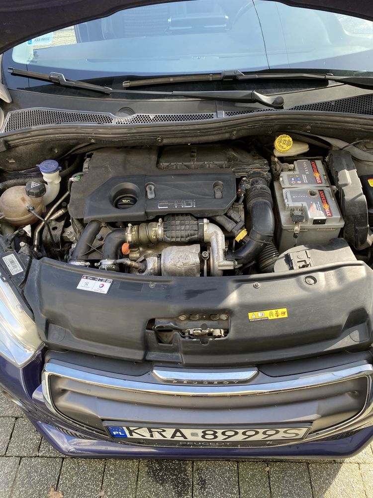 Sprzedam Peugeot 208 1,6 HDI