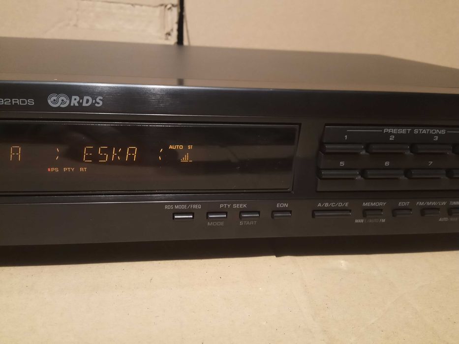 Tuner radiowy : YAMAHA TX-492RDS