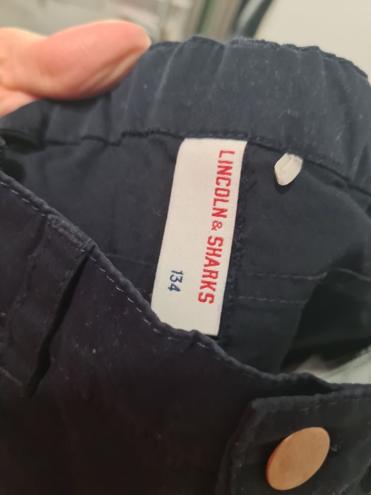 Spodnie 134 eleganckie jeans