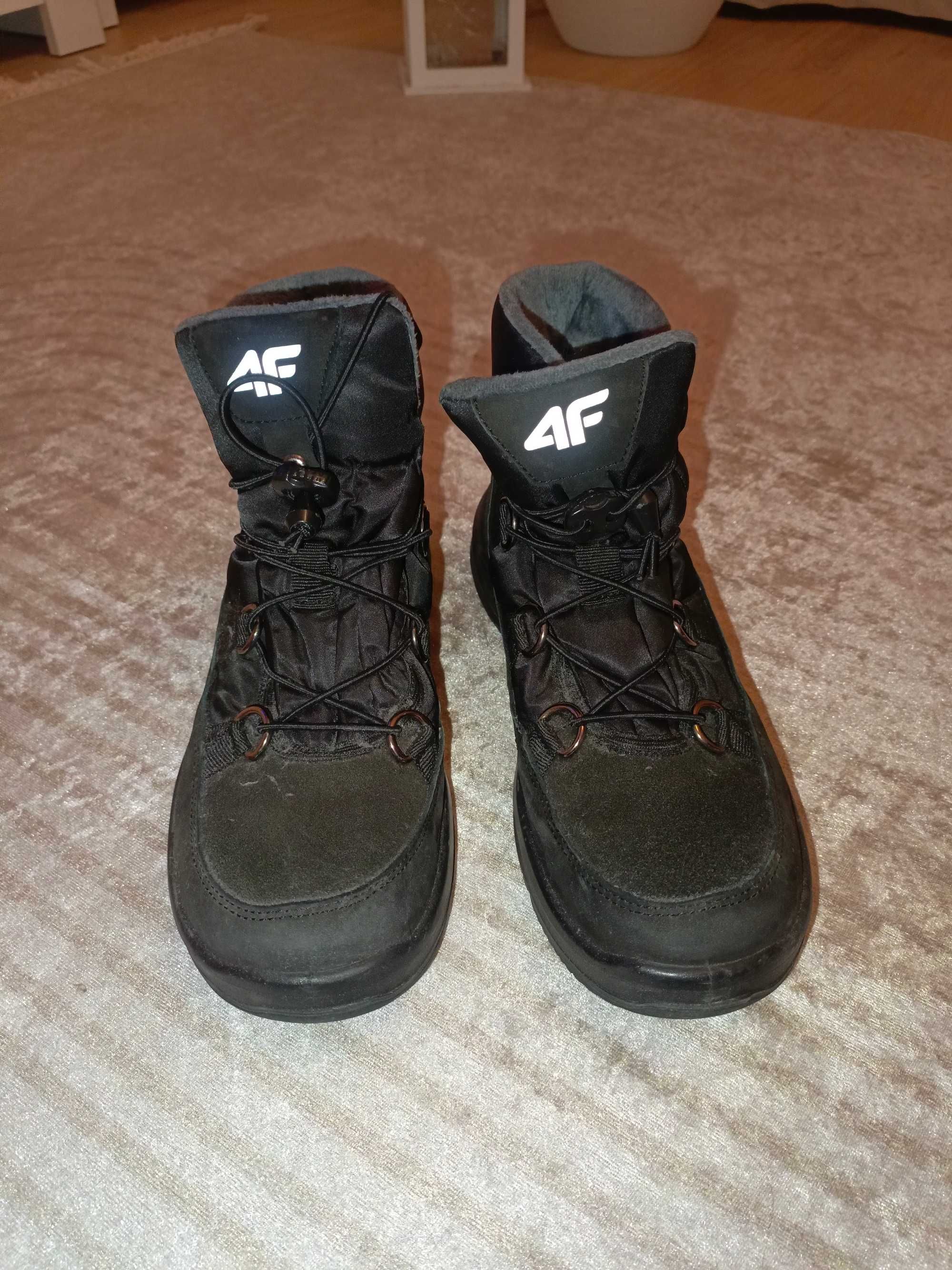 Buty czarne 4F rozmiar 39