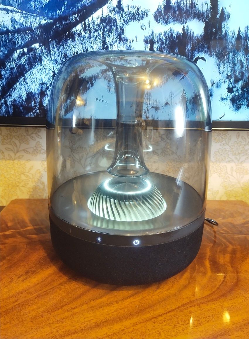 Harman Kardon Aura Studio 2 стан нової.