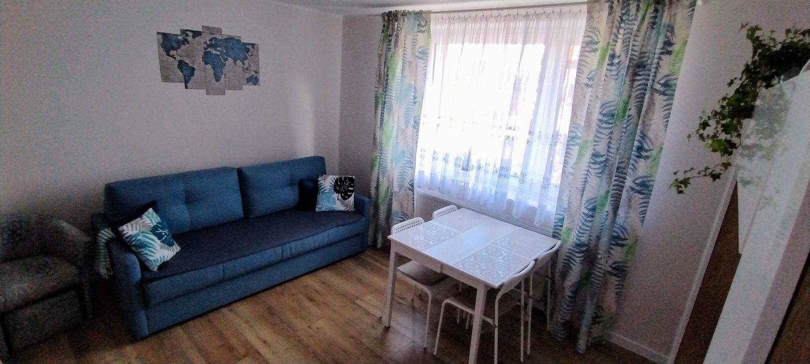 Studio dwupokojowe z aneksem kuchennym.  Wolne   od 25.08 i od 30.08.