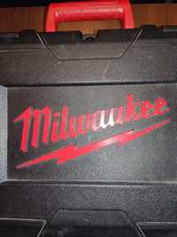 Milwaukee  разжимной инструмент