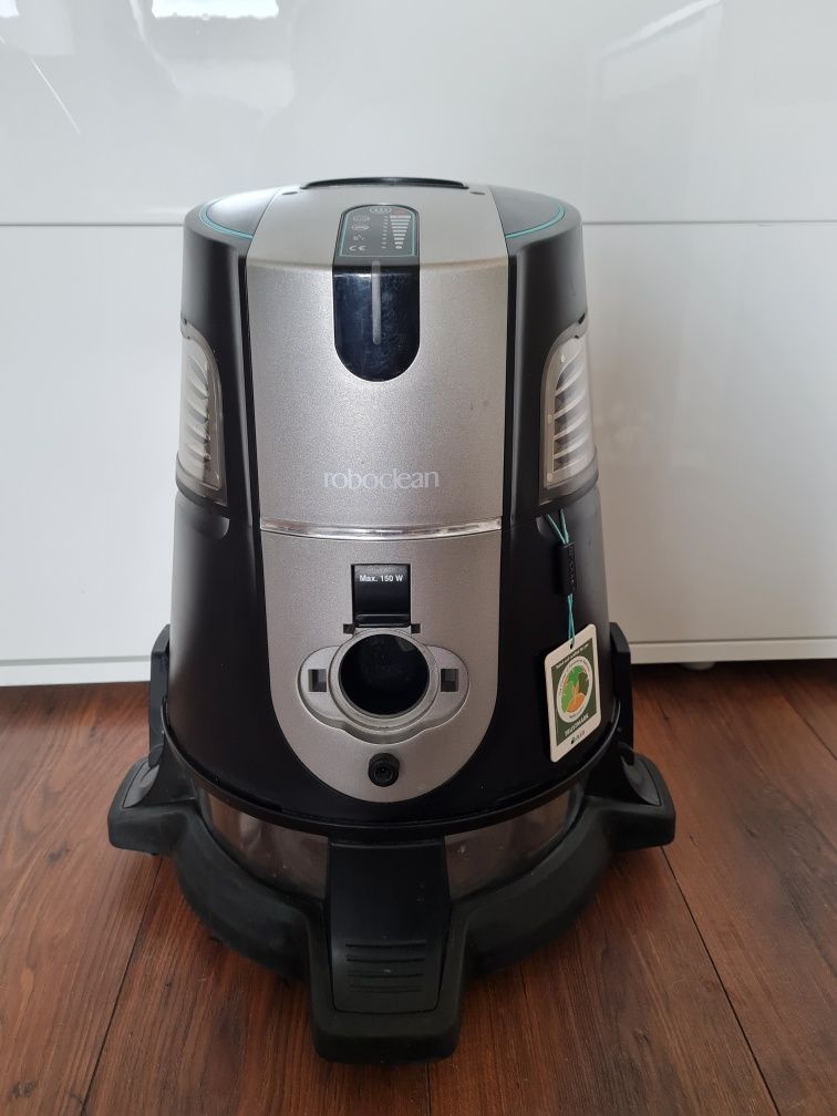 Roboclean aura z zestawem końcówek, trzepaczką i zestawem piorącym